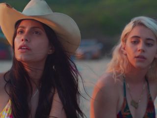 Nudeceleb- Lucia Uribe, Tessa Ia – Unstoppable (Desenfrenadas) s01e08 (2020) HD 1080p