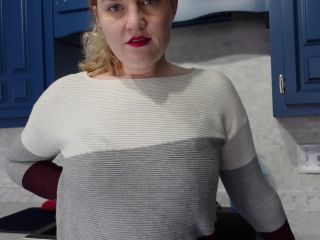 Family Videos- Vera James aka sexyblonde69xx  A Very Taboo Holiday w Mommy