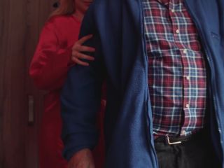 Nudeceleb- Kateřina Blahova – Staři neni pro sraby (2022) HD 1080p