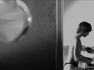 Nudeceleb- Roberta Mattei – Dimmi cosa vedi (2010) HD 720p