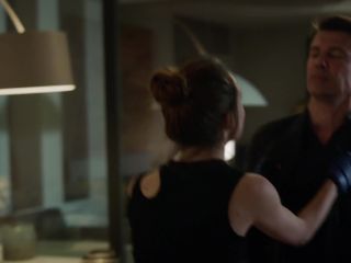 Nudeceleb- Victoria Schulz Roni Zorina – Grostadtrevier s34e16 (2021) HD 1080p