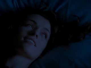 Nudeceleb- Ashlynn Yennie-Fractured (2014) HD 720p