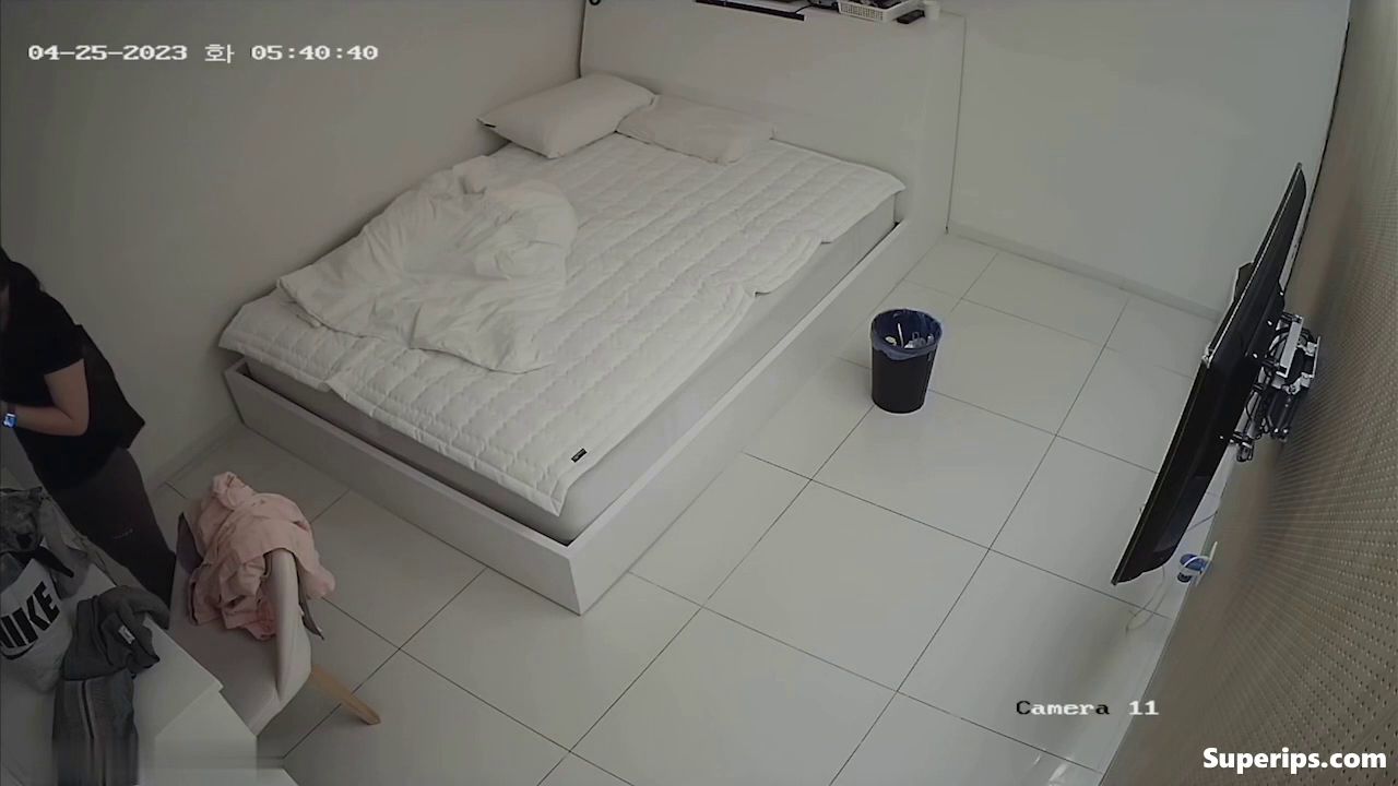 IPCAM – Young Korean girls changing clothes