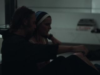 Nudeceleb- Betty Gilpin – Mrs. Davis s01e06 (2023) HD 1080p