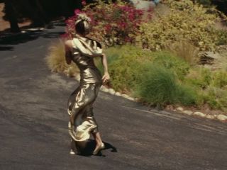 Nudeceleb- Miley Cyrus – Flowers (2023) HD 1080p