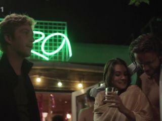 Nudeceleb- Michaela Petrekova – Hlava Meduzy s01e02 (2021) HD 1080p