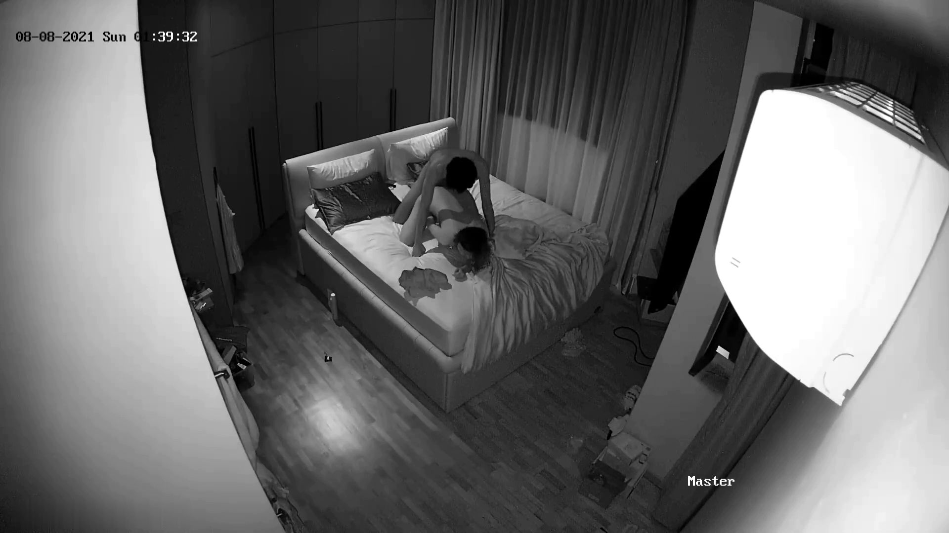 IPCAM – Korean college couple fucks in a hotel