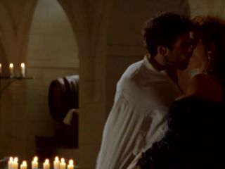 Nudeceleb- Esther Nubiola Morgane Maisonneuve Sarah-Laure Estragnat – La dame de Monsoreau (2008) HD 720p