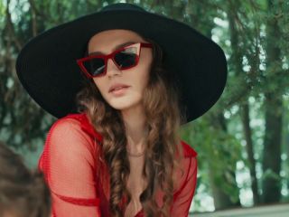 Nudeceleb- Angelina Poplavskaya – Granitsa mirov s01e03 (2024-2025) HD 1080p