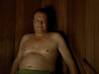 Nudeceleb- Malou Reymann, Julie Grundtvig Wester, Stephanie Leon, Honey Shain, etc – Hush ltl Baby (Se min kjole) (2009) HD 1080p