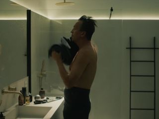 Nudeceleb- Agnieszka Grochowska, Marianna Zydek – Skołowani (2023) HD 1080p