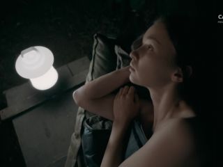 Nudeceleb- Paulina Szostak – Belfer s02e06 (2017) HD 1080p