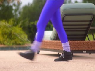 Nudeceleb- Ashley Dougherty – Doom Patrol s01e01 (2019) HD 1080p