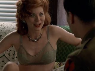 Nudeceleb- Aitana Sanchez-Gijon, Debra Messing – A Walk in the Clouds (1995) HD 1080p