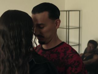 Nudeceleb- Stephanie Bueno – Get Shorty s03e02 (2019) HD 1080p