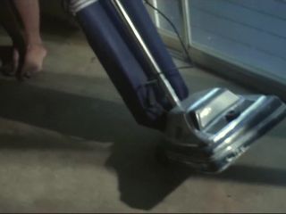 Nudeceleb- Sandra Segersteen, Anna de La Chapelle, Amira Miksch – Letat Cest Moi (2015) HD 720p