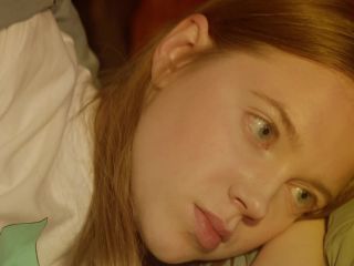 Nudeceleb- Polina Shelepova Kristina Kucherenko – 16 s01e07 (2021) HD 1080p