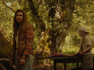 Nudeceleb- Lauren Ambrose Tawny Cypress Alexa Barajas Jenna Burgess Sophie Nelisse – Yellowjackets s03e01-02 (2025) HD 1080p