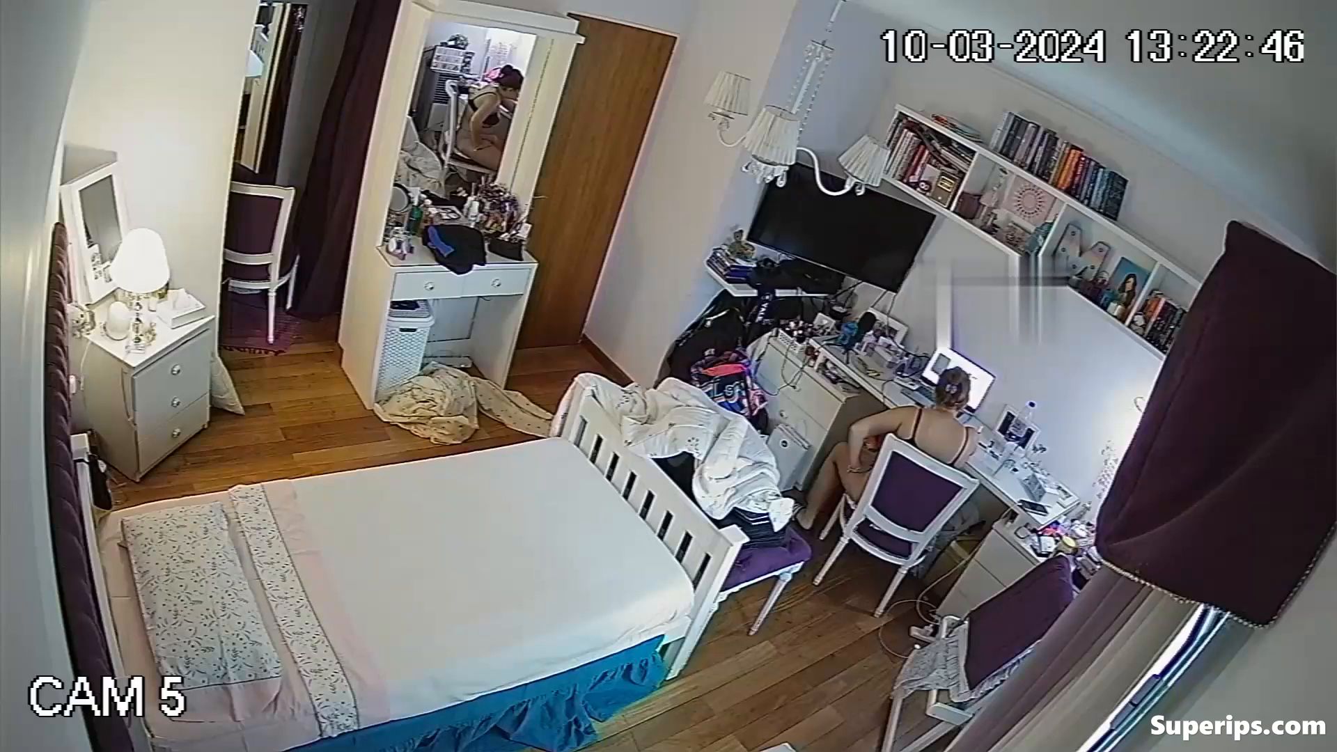 IPCAM – Chubby redhead girl in underwear in her room
