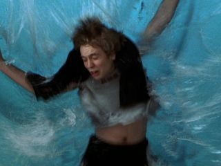 Nudeceleb- Emmanuelle Chriqui – Snow Day (2000) HD 1080p