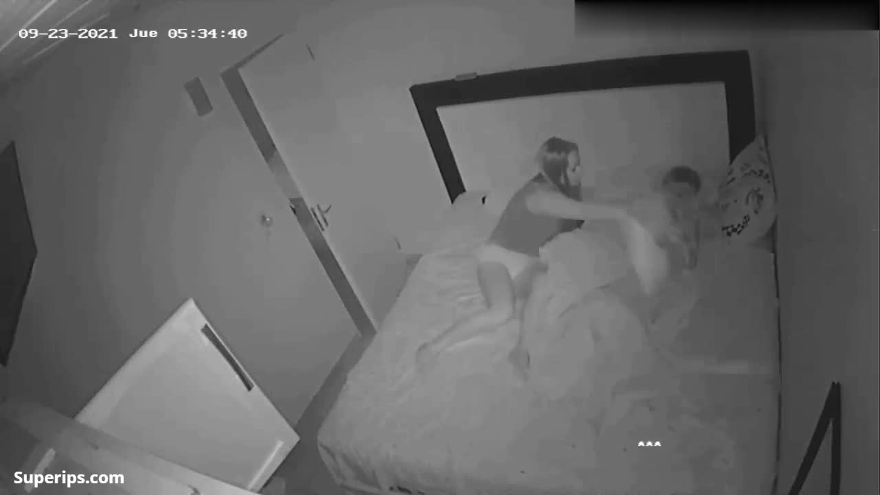 IPCAM – Married have sex after coming from a party