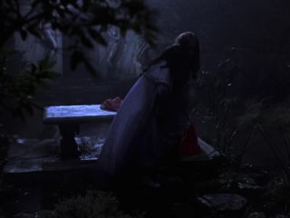 Nudeceleb- Sadie Frost-Bram Stokers Dracula (1992) HD 1080p