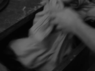 Nudeceleb- Joy Koch – Dans sa tete (2016) HD 720p