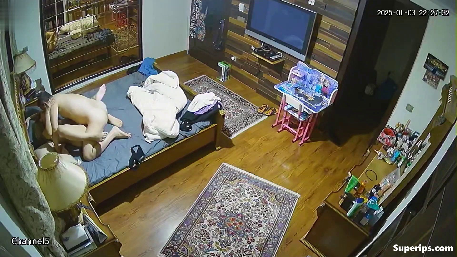 IPCAM – Blonde Arabian MILF gets penetrated hard