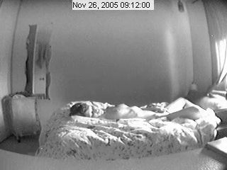 Peepholecam_com-112605-400