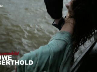 Nudeceleb- Anika Lehmann-Einsatz in Hamburg s01e15 (2013) HD 720p