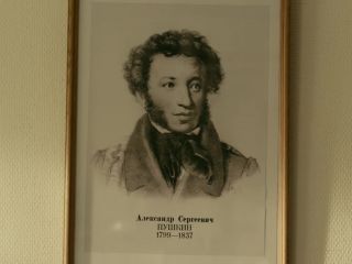 Nudeceleb- Kristina Asmus, Anna Khilkevich, Dasha Astafieva – Chto tvorjat muzhchiny (2013) HD 1080p