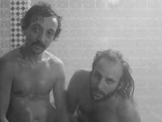 Nudeceleb- Ginger Roman – Les lezards (2012) HD 720p