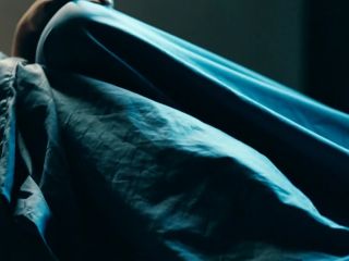 Nudeceleb- Diane Kruger-Inhale (2010) HD 1080p