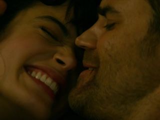 Nudeceleb- Justine Cotsonas – Tell Me a Story s01e06 (2018) HD 1080p