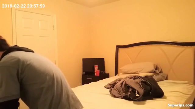 IPCAM – British guy fucks his Arab girlfriend