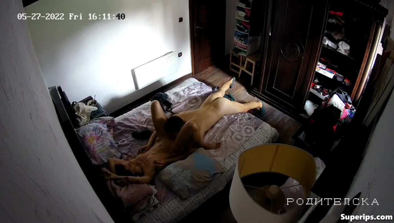 IPCAM – Russian couple in love fucks in their room