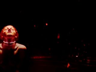 Nudeceleb- Tallulah Haddon – Kiss Me First s01e06 (2018) HD 1080p