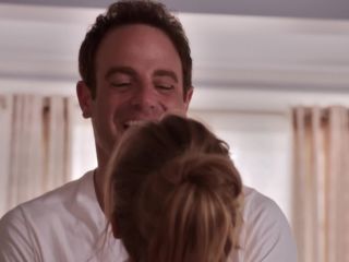 Nudeceleb- Julianna Guill-Girlfriends Guide to Divorce s01e07 (2015) HD 1080p