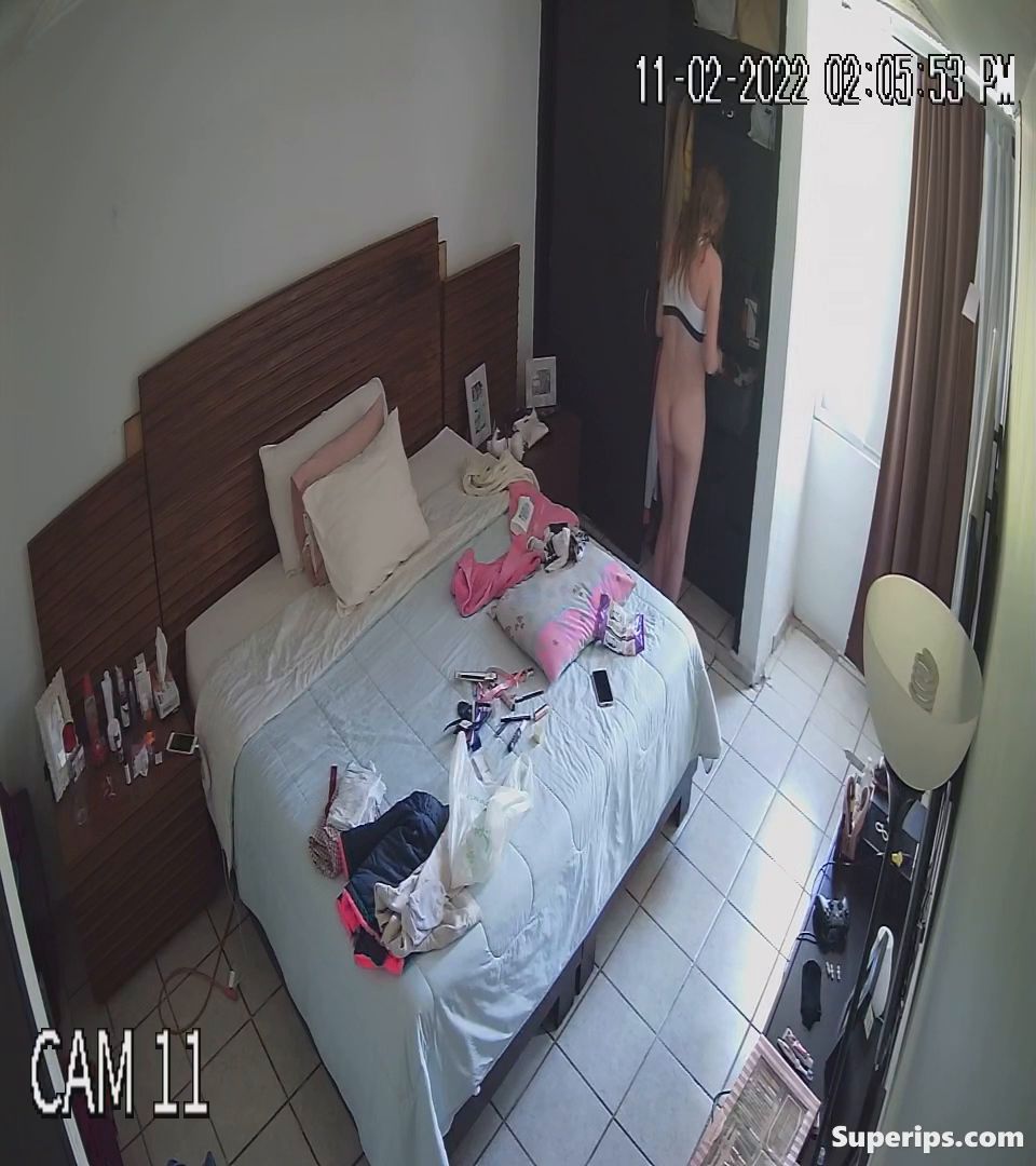 IPCAM – Young busty girl naked in her room