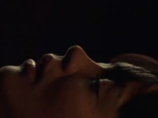 Nudeceleb- Emma Lung-Peaches (2004)