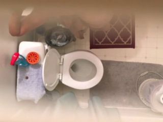 Sister Bathroom