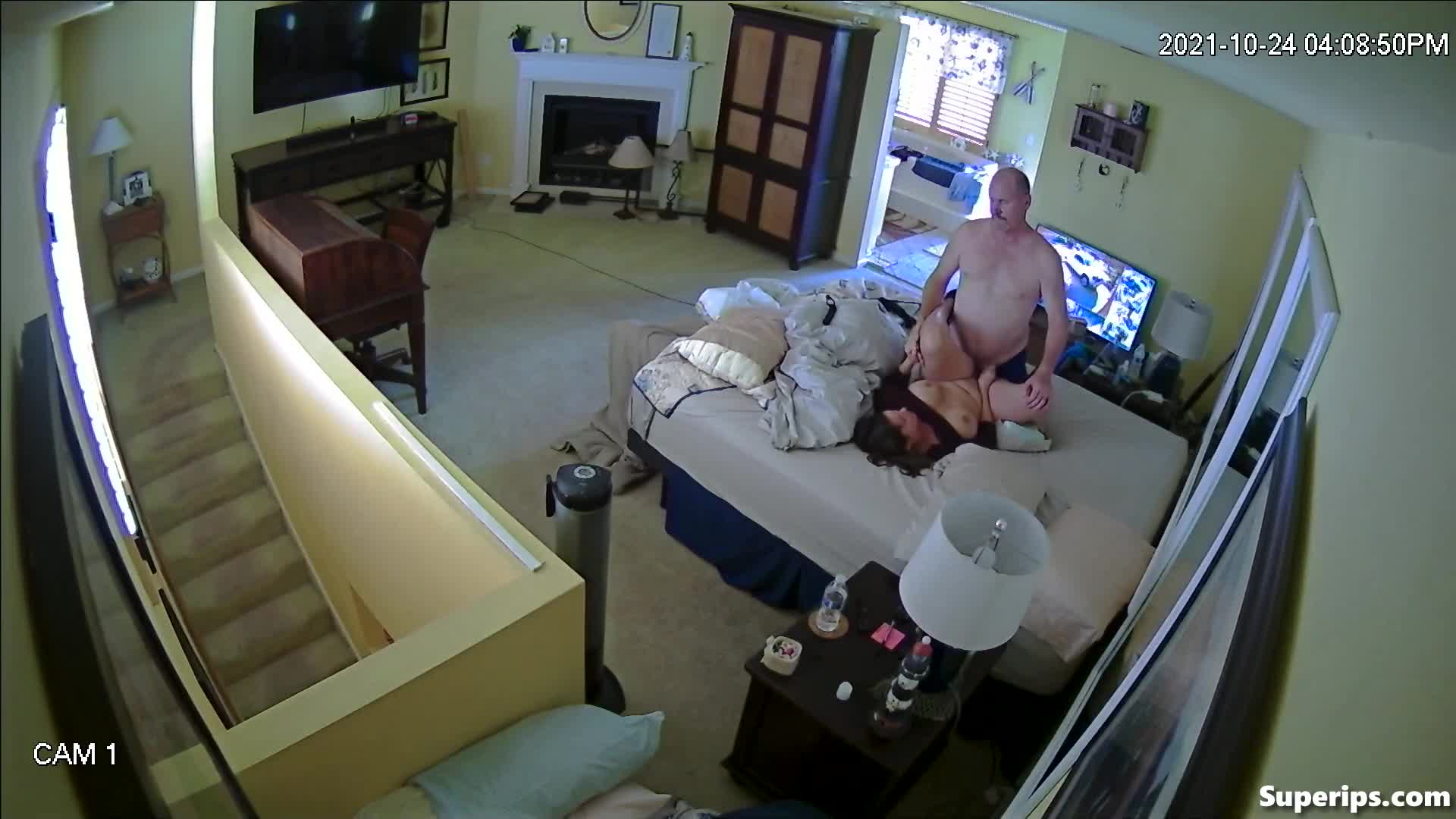 IPCAM – White German couple fucks in their room
