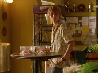 Nudeceleb- Stefanie Honer-Barfuss bis zum Hals (2009) HD 720p