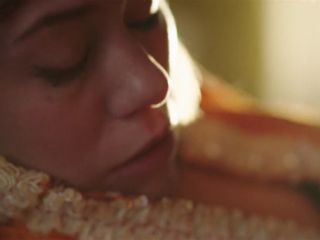 Nudeceleb- Guiomar Puerta, Kimberley Tell, Silvana Navas – 45 Revoluciones s01e04-13 (2019) HD 1080p