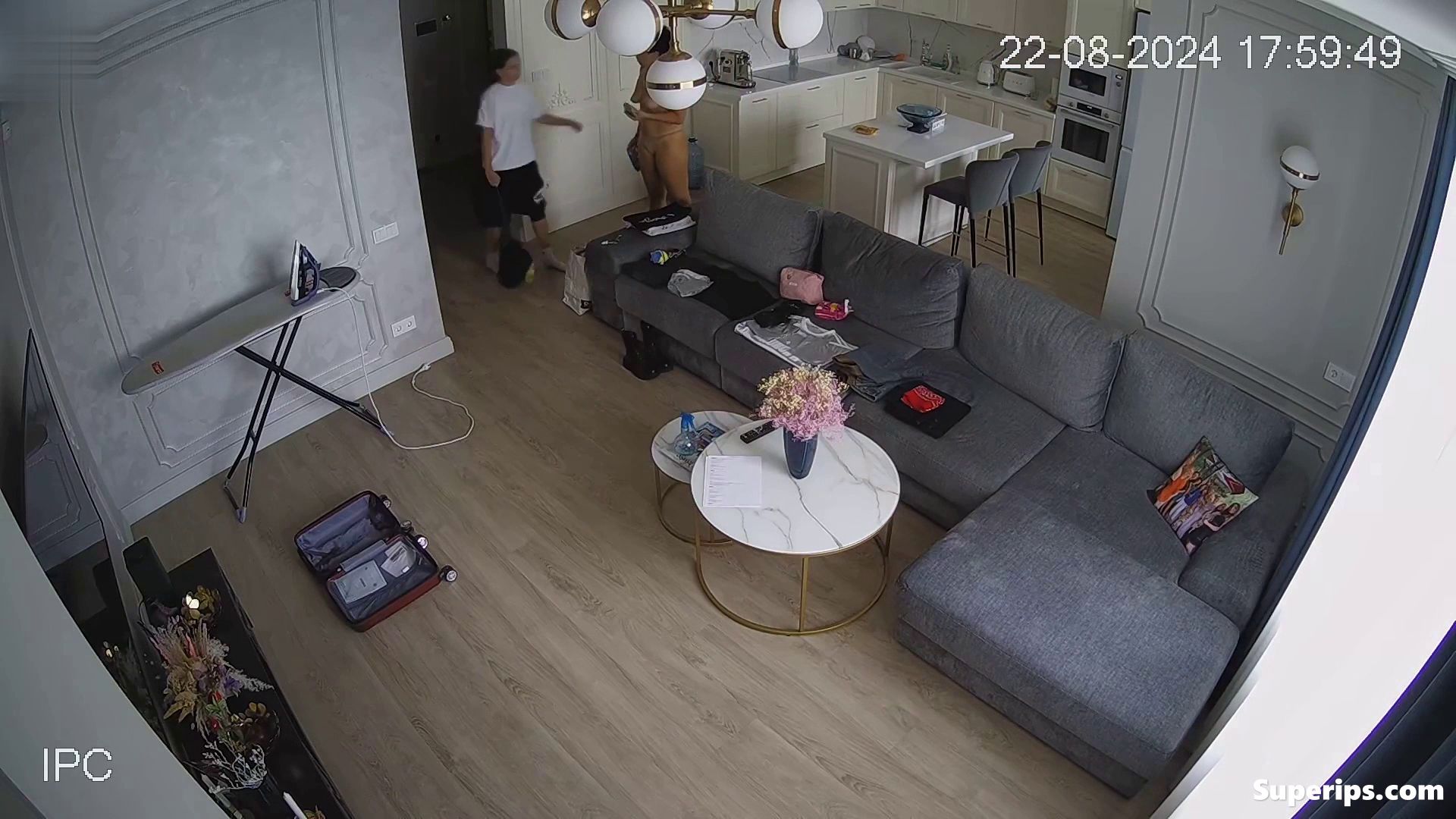 IPCAM – Naked Ukrainian family in her living room
