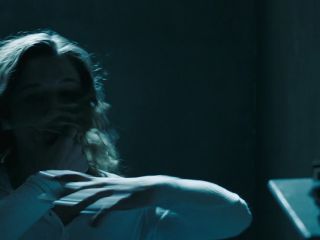 Nudeceleb- Svenja Jung – Fly (2021) HD 1080p