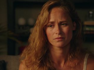 Nudeceleb- Inez Bjørg David, Katrin Caine –  Die Inselarztin s03e01 (2020) HD 1080p