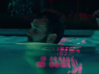 Nudeceleb- Carolien Spoor, Lisa Zweerman, Sarah Chronis – The Awkward Weekend (Fijn weekend) (2023) HD 1080p