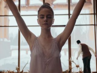 Nudeceleb- Elizaveta Kononova – Kak ya stal russkim (2019) HD 1080p