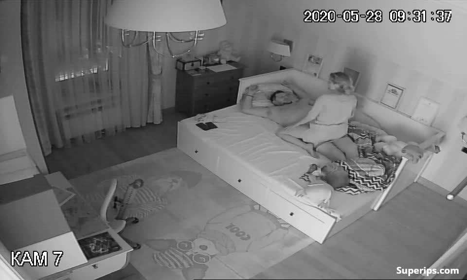 IPCAM – Mature French couple